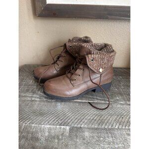 Jessica Cline Women's Brown  Knit Cuff Lace Up Ankle Boots Sz 7